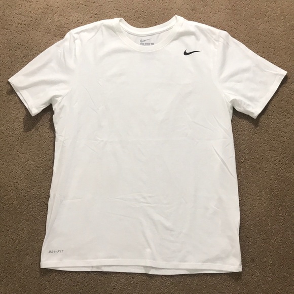white athletic shirt